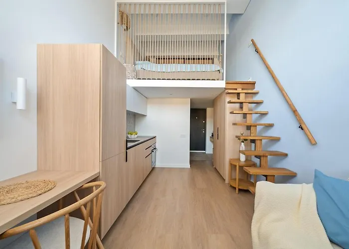 Appartement Lovely New Loft In Centre Self-check In