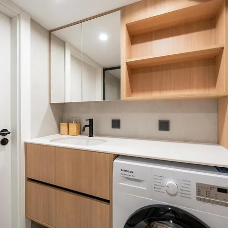 Lovely New Loft In Centre Self-check In Апартаменти *