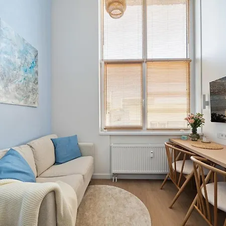 Апартаменти Lovely New Loft In Centre Self-check In *